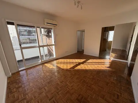 departamento 3 ambientes impecable con balcón