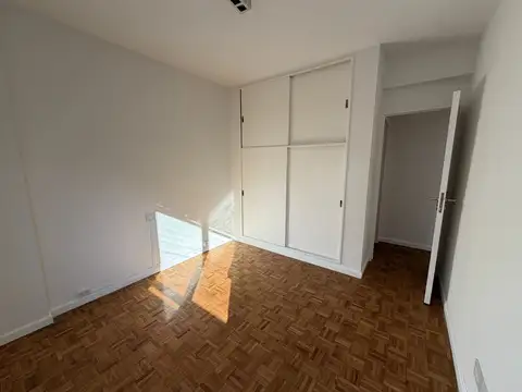 Departamento en Alquiler en Almagro, $ 980.000