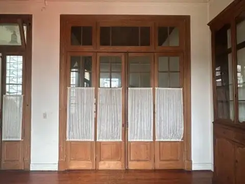 San Telmo, Bolívar 1414, 7 ambientes, 154 m² cub. venta USD 250.000
