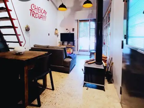 Casa 2 ambientes con 1 baño