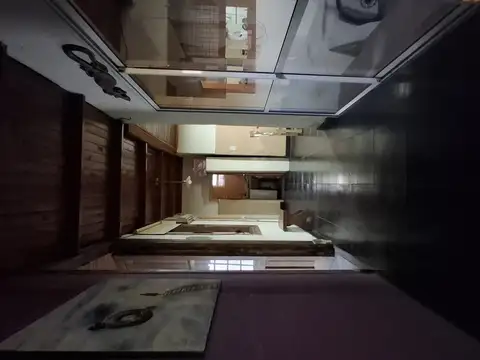 Casa 8 ambientes con 3 baños