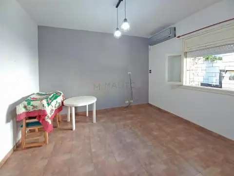 Depto Tipo Casa en Venta de 1 dormitorio