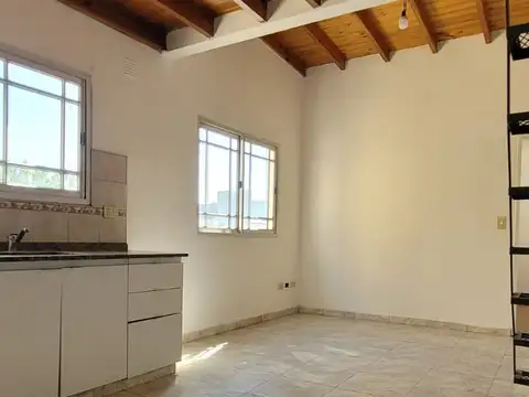 Departamento 3 ambientes en alquiler con gas natural en Merlo