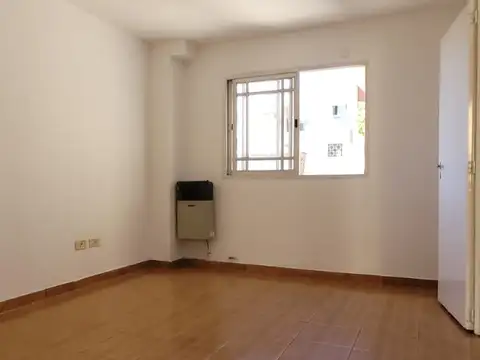 Departamento 3 ambientes en alquiler con gas natural en Merlo