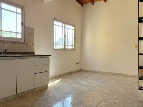 Departamento en Alquiler en Merlo Sur, $ 560.000