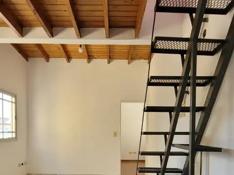 Avellaneda 600, Piso 2