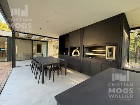 Casa en Alquiler de 3 dormitorios