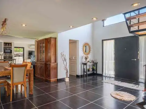 VENTA CASA 4 AMBIENTES SAN AGUSTIN, VILLANUEVA