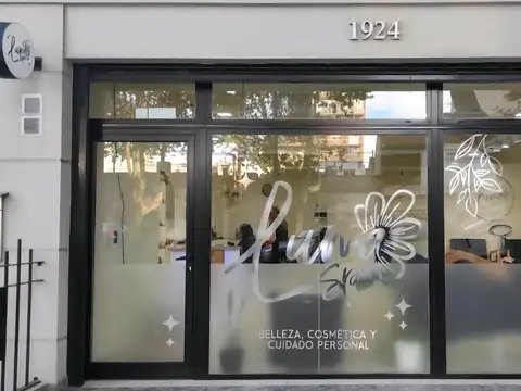 LOCAL EN SAN MARTIN CENTRO ALTURA 3,5M, 2 BAÑOS A M PEATONAL