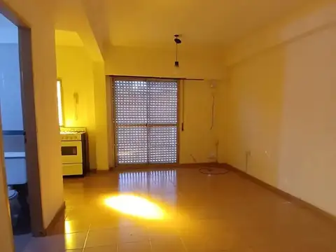 Monoambiente con balcón
