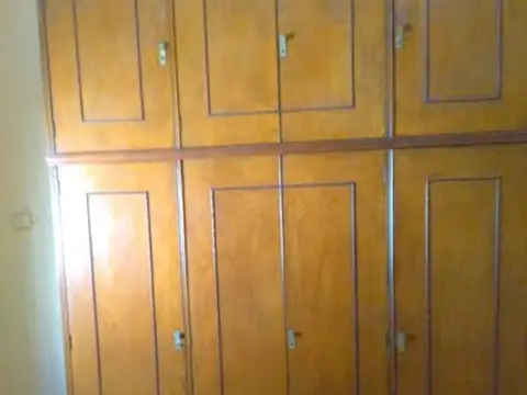 Depto Tipo Casa en Alquiler de 3 ambientes