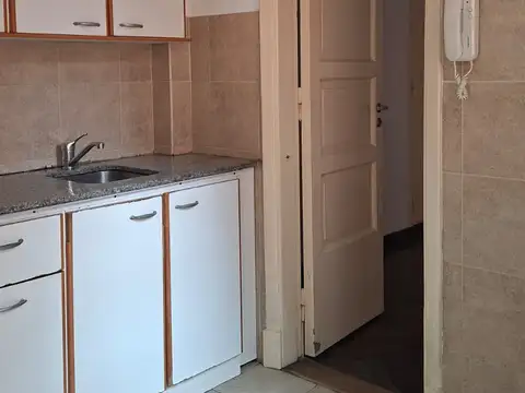 Depto Tipo Casa en Alquiler de Monoambiente
