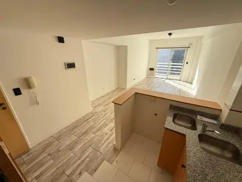 VENTA MONOAMBIENTE - PALERMO VIEJO - Cabrera y Mario Bravo