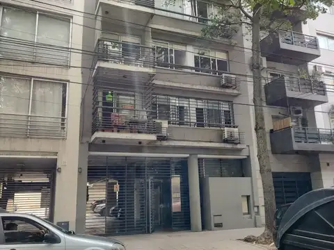 Bauness 2000, Piso 4