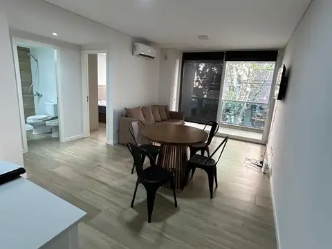 1 Dormitorio amoblado con Cochera en Condo Norte - Thedy 300 Bis
