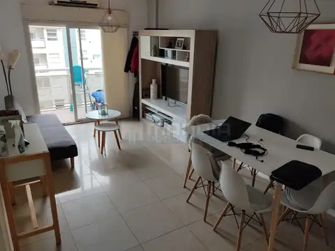 Arevalo 1600, Piso 8