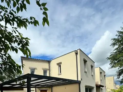 hermosa casa 3 dor, buena ubicacion