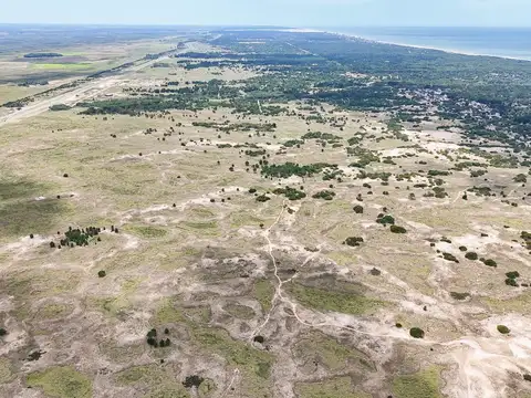 CAMPO en Ruta 11 KM 425, entrada mar azul