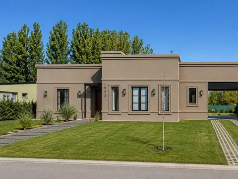 Casa en Venta en Plottier, Confluencia