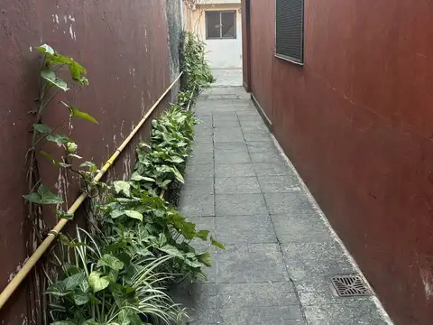 Directorio 3200, Piso PB