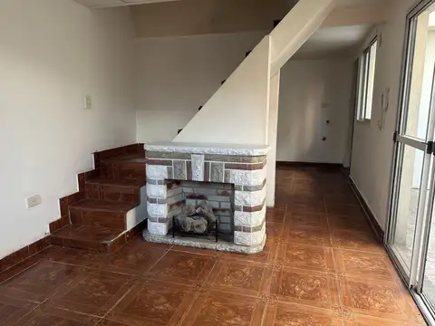 Depto Tipo Casa en Venta de 2 dormitorios
