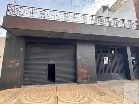 LOCAL COMERCIAL (2) +VIVIENDA 2 AMBIENTES+ AREO+ FONDO LIBRE