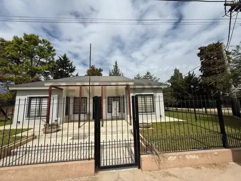 Ricardo Güiraldes 100, Piso 0
