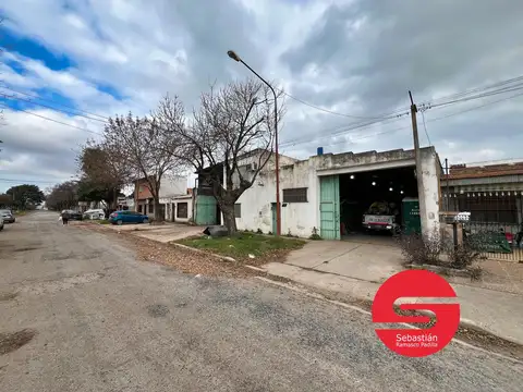 Galpón en  Villa Gobernador Gálvez Venta excelente ubicación