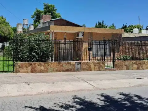 VENTA - CASA EN CAPITAN BERMUDEZ