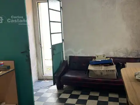 Casa 3 ambientes con 1 baño