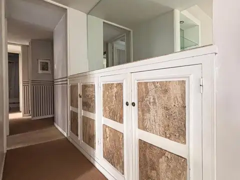 Departamento 6 ambientes con 2 baños