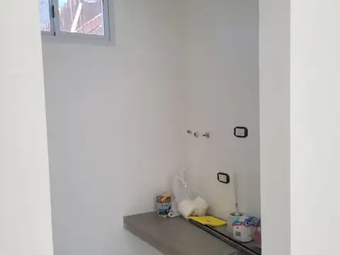 62 E/ 136 Y 137