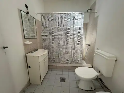 Depto Tipo Casa en Venta 42 años