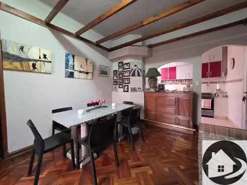 Depto Tipo Casa en Venta en Villa del Parque, USD 99.900