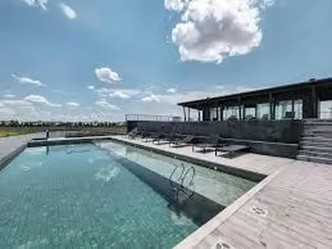 Venta de Terreno en Funes Lakes cercado -517m2