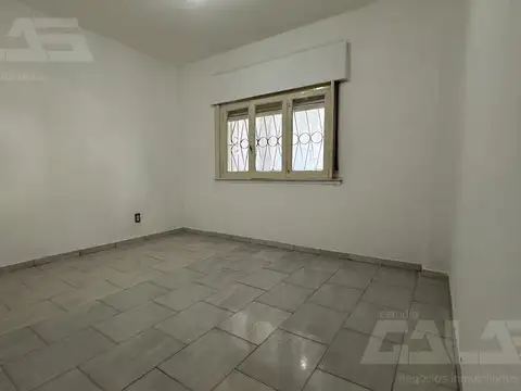 Casa en Alquiler en Ituzaingo, $ 900.000