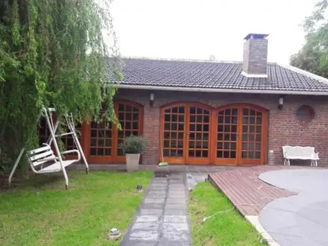 Casa en Venta en Capitan Bermudez, USD 380.000