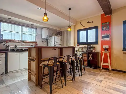 Venta Departamento 3 ambientes Pompeya reciclado