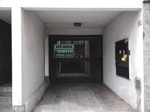 Cochera en  Venta en Abasto Rosario Viamonte 800