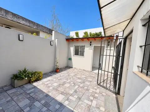 Depto Tipo Casa en Venta 5 años