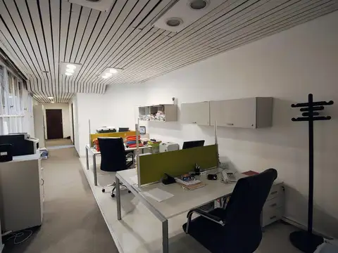 Oficina en Venta al Este