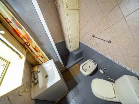 Depto Tipo Casa en Venta con 1 cocheras