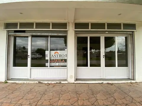 Local en Alquiler en Lisandro Olmos Etcheverry, $ 500.000