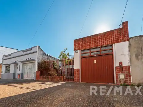 Casa 4 Amb en Mataderos Gran Parque y Quincho