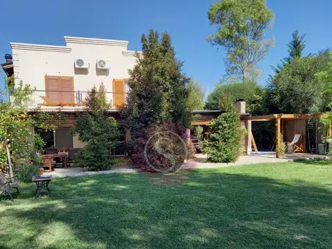 Casa en Venta de 4 dormitorios