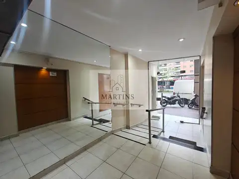 Paseo Colon 1100, Piso 1