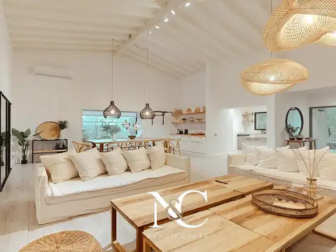 Casa en Venta con 1 cochera