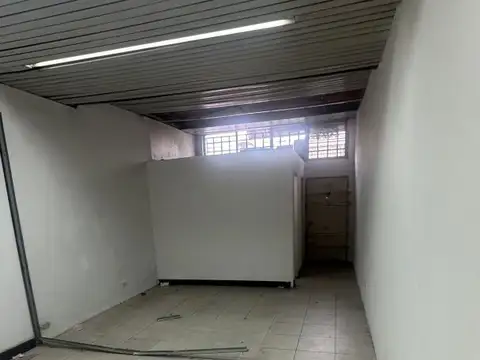 ALQUILER DE LOCAL EN LINIERS PARA VÁRIOS RUBROS