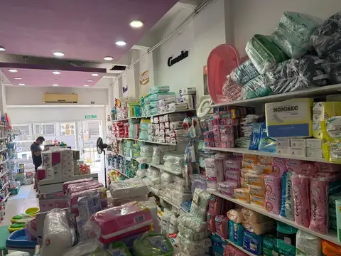 CASEROS CENTRO FRENTE A LA ESTACION PEGADO A LA UNTREF