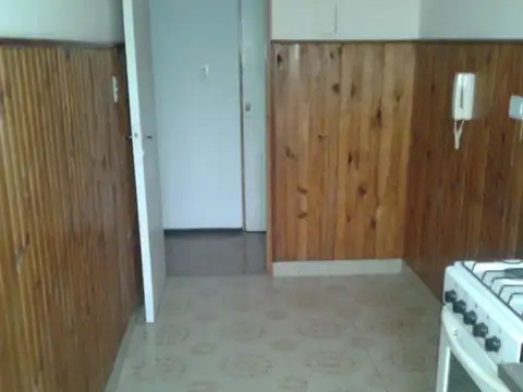 63 Entre 7 Y 8 , Piso 3